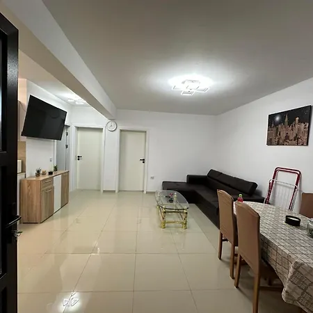 Casa Amalia Navodari